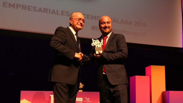 Sancho Melero recoge premio haCEMos Málaga