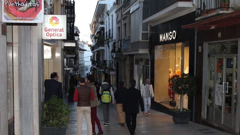 comercios calle Comedias Centro Comercial Abierto | @Clave_Economica