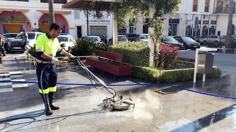 limpieza viaria Aguas Torcal | @Clave_Economica