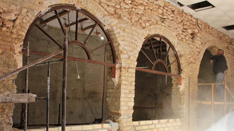 obras PFEA Mercado Abastos Sierra Yeguas | @Clave_Economica