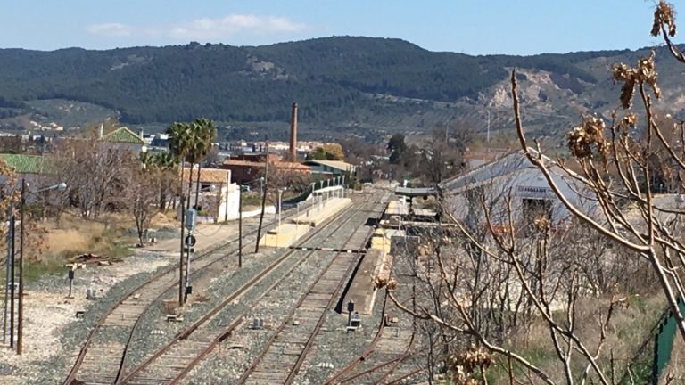 Vías ferroviarias Estación Antequera | @Clave_Economica