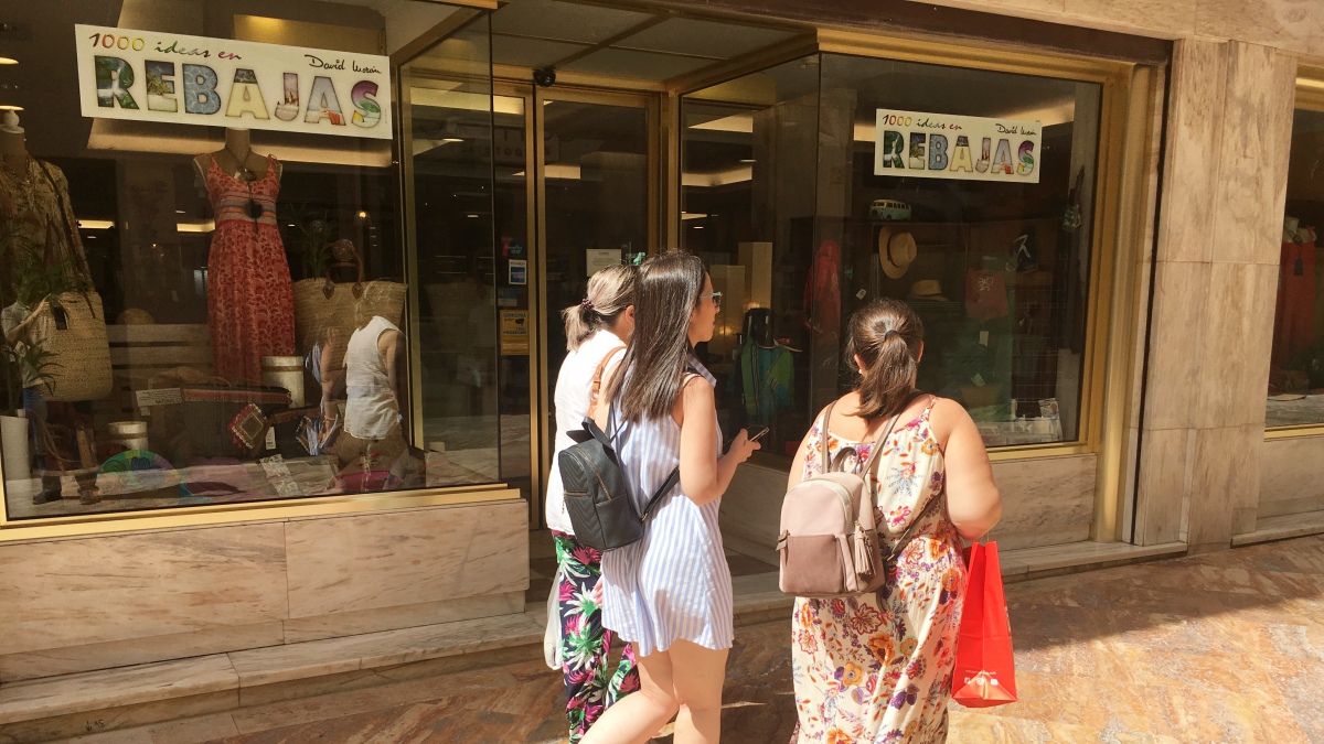 comercio rebajas verano Duranes Antequera | @Clave_Economica