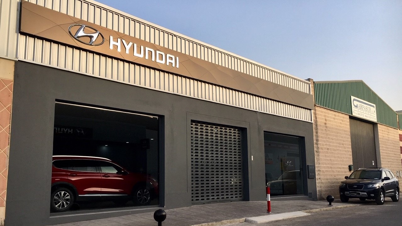 nueva zona exposición Hyundai Antequera
