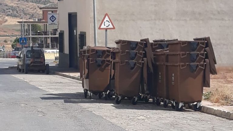 contenedores nuevos Sierra Yeguas