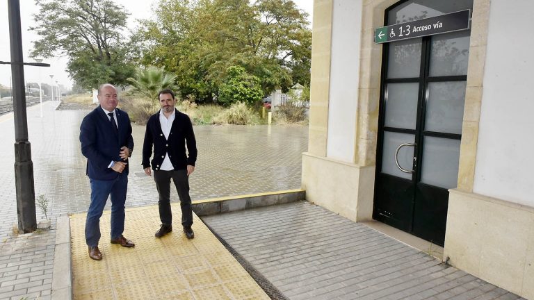 Manolo Barón y José Ramón Carmona Estación trenes Antequera