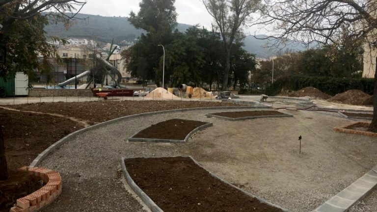 obra futura aula botánica glorieta Pérez Rojas | @Clave_Economica