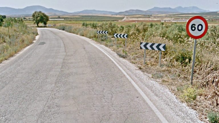 curva carretera A-365 Campillos Sierra Yeguas