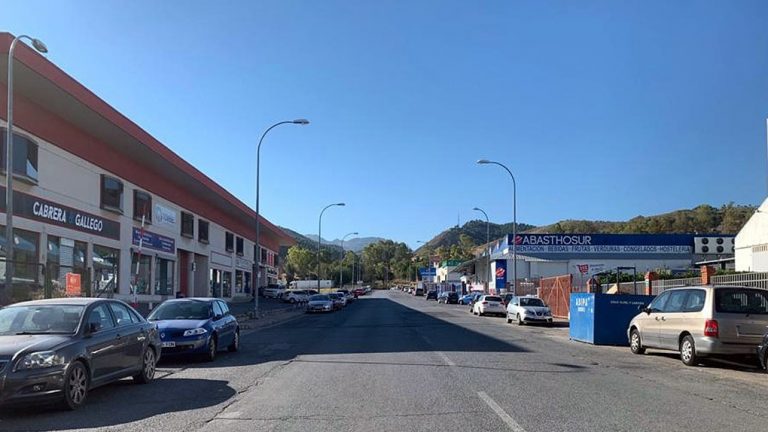 Avenida principal Polígono Industrial Antequera