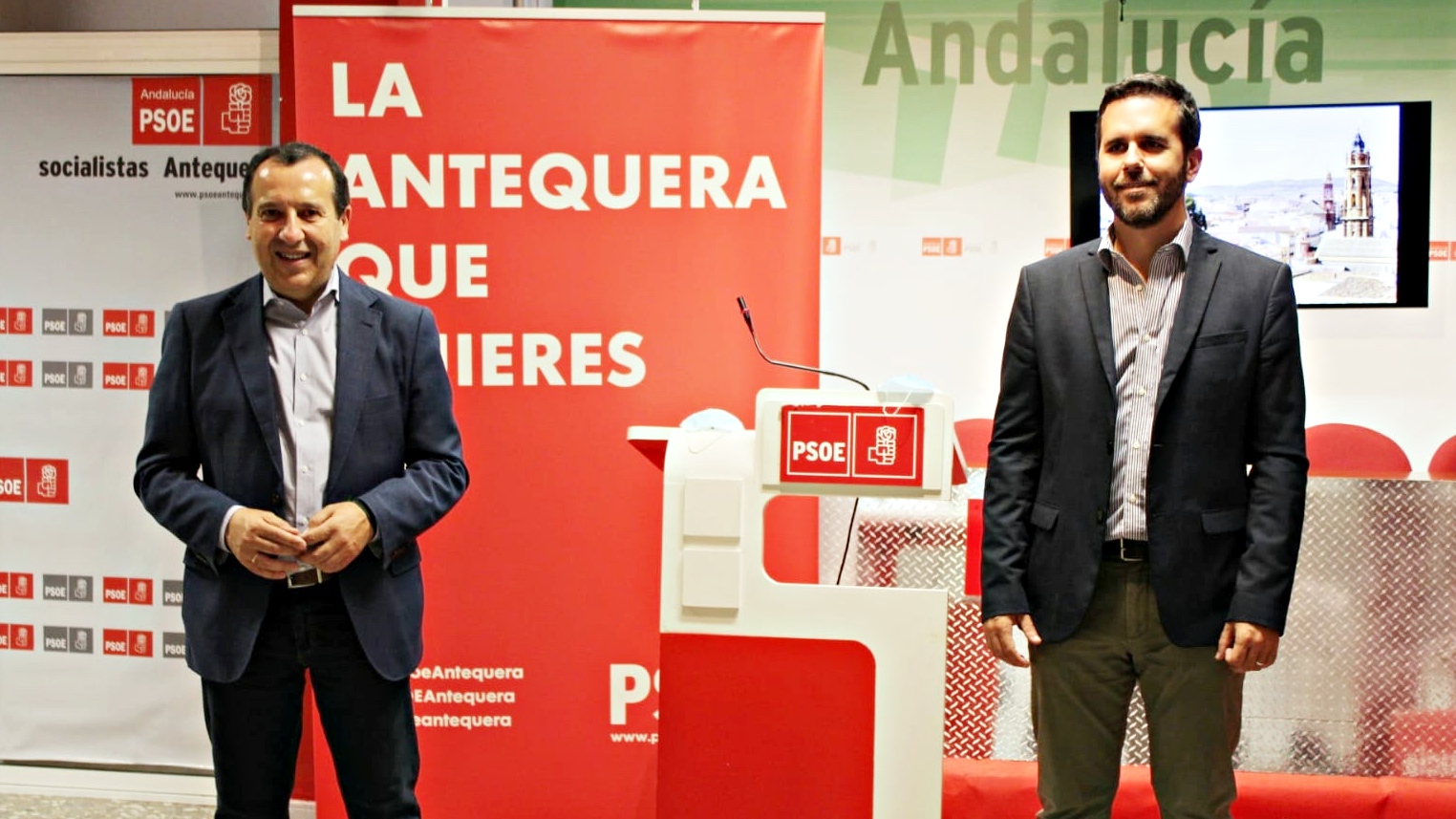 José Luis Ruiz Espejo y Kiko Calderón sede PSOE Antequera