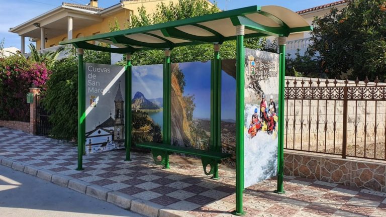 nueva parada autobús Cuevas San Marcos