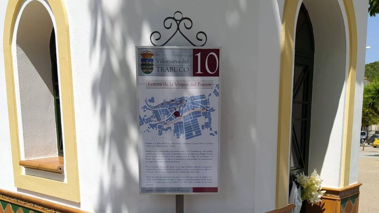 panel información turística Villanueva Trabuco Ermita Puente