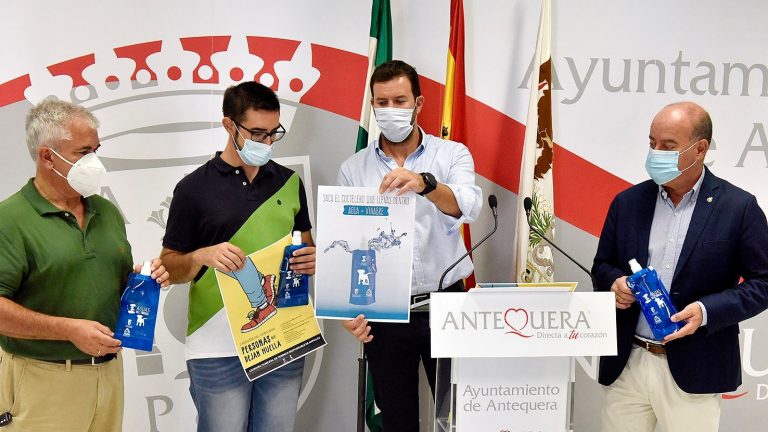 presentación campaña limpieza deposiciones perros