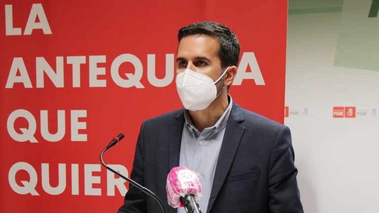 Kiko Calderón sede PSOE Antequera