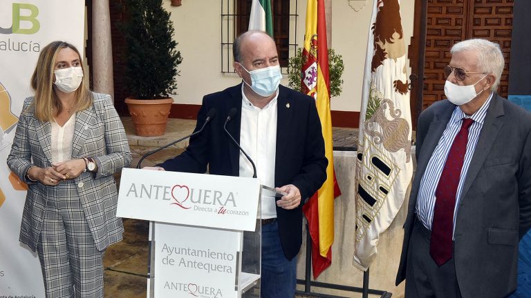 Manolo Barón acto entrega avales Puerto Seco