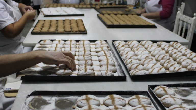 fábrica La Perla producción mantecados