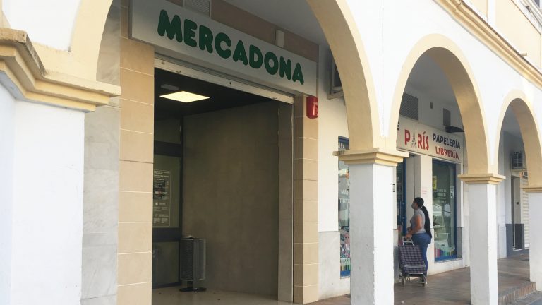 Mercadona-plaza-Fernández-Viagas-Antequera