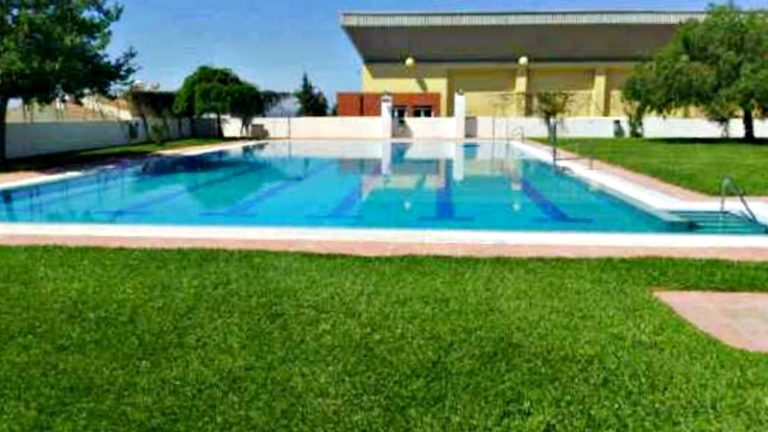 Piscina Villanueva de la Concepción