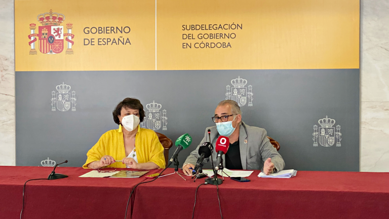 rueda prensa subdelegada Gobierno Córdoba y Joaquín Páez, presidente Confederación Hidrográfica del Guadalquivir CHG