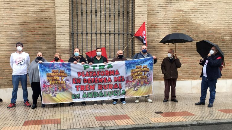 concentración CGT defensa tren Antequera