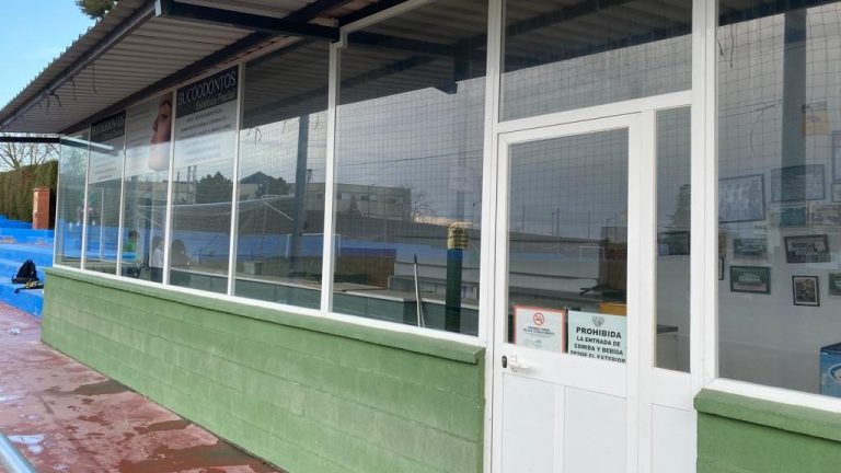 bar campo fútbol Ciudad de Antequera (marzo 2022)