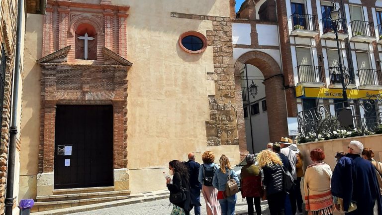 turistas ruta Archidona Monumental (mayo 2021)