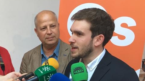 Imbroda, junto con Puche, en la presentación de la candidatura de Ciudadanos Antequera para las Elecciones Municipales de 2019