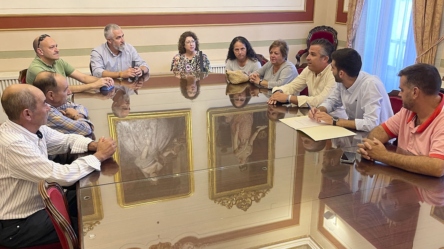 Reunión del área de Anejos con alcaldes pedáneos de Antequera (octubre 2022) (1)