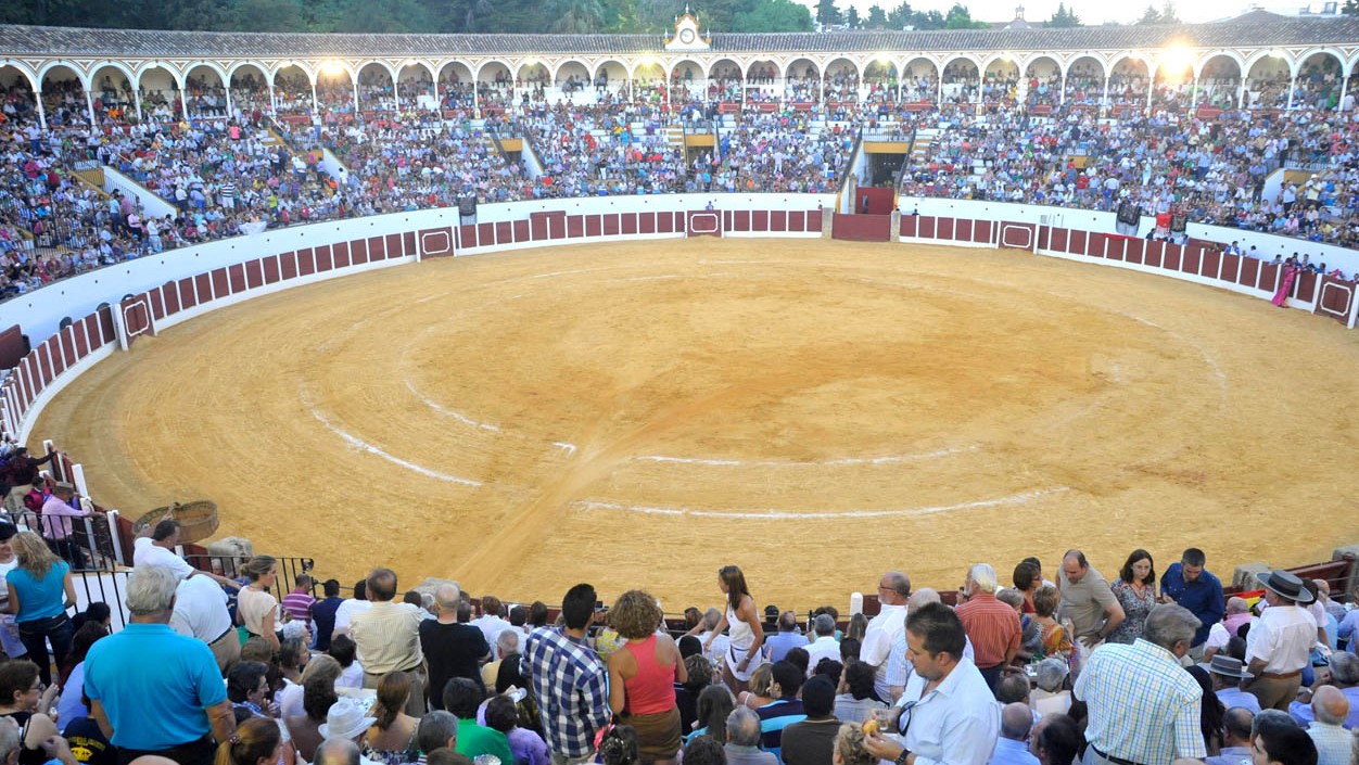 Plaza de Toros de Antequera durante la celebración de la corrida goyesca (agosto 2012)