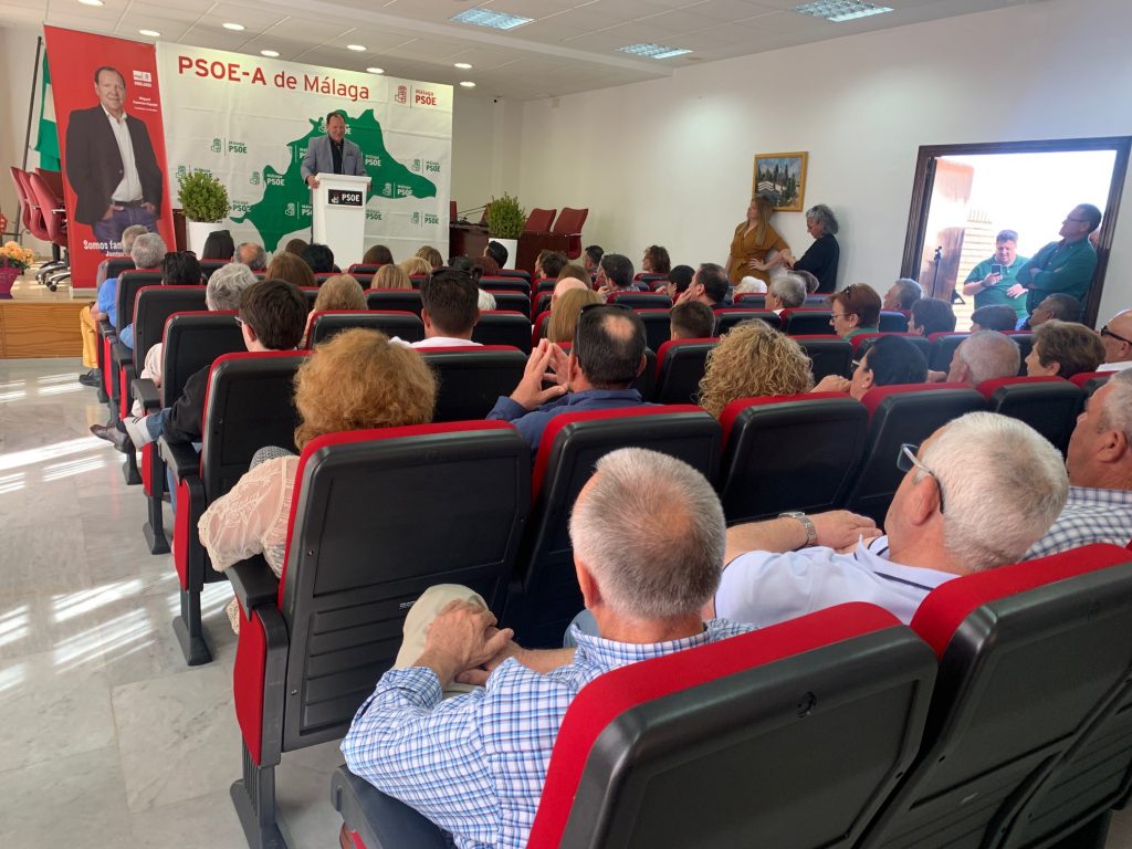 Presentación del candidato del PSOE en Humilladero para las Elecciones Municipales del 28M, Miguel Asencio