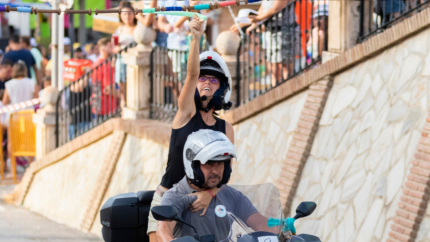 Competidores en la Carrera de Cintas en Moto de Fuente de Piedra