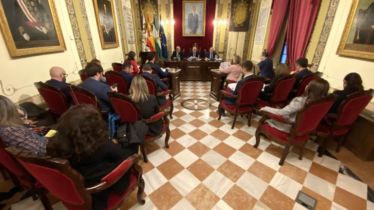 Pleno del Ayuntamiento de Antequera para el debate del presupuesto para 2024 (noviembre 2023)