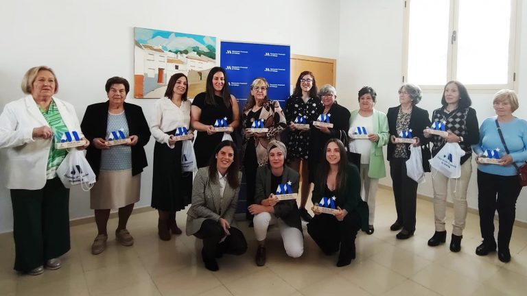 Reconocidas con el galardón 'Mujer del Año' en municipios de la comarca de Antequera (marzo 2024)