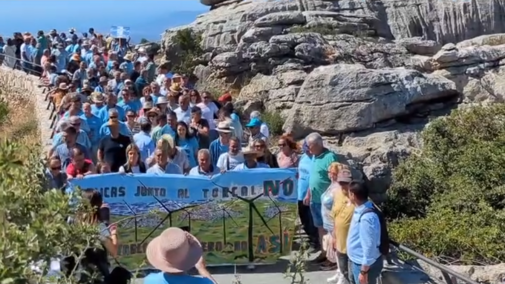 Concentración en el Torcal de Antequera contra la instalación de parque eólicos (junio 2024)