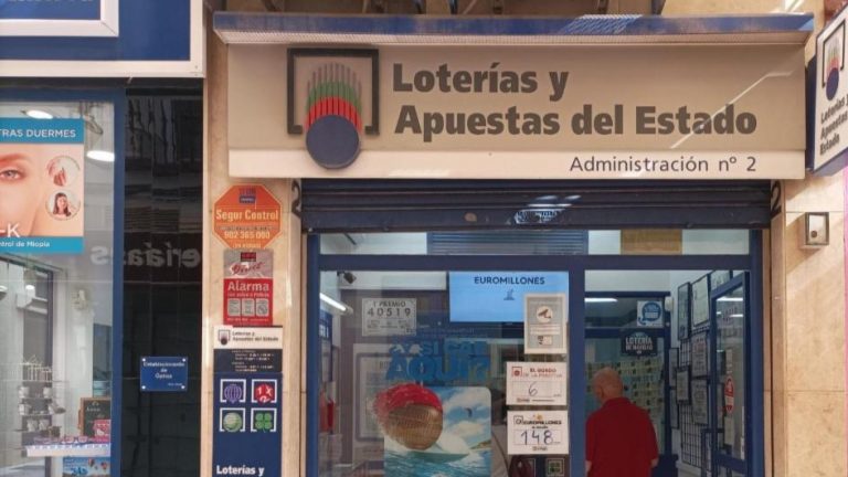 Administración de Loterías y Apuestas del Estado de la calle Duranes de Antequera