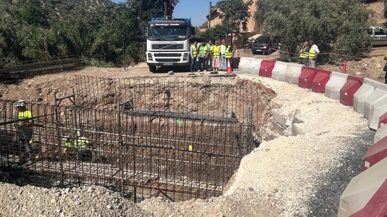 Visita de la Diputación a la obra en la carretera MA-6101 en Villanueva de Algaidas (mayo 2025)