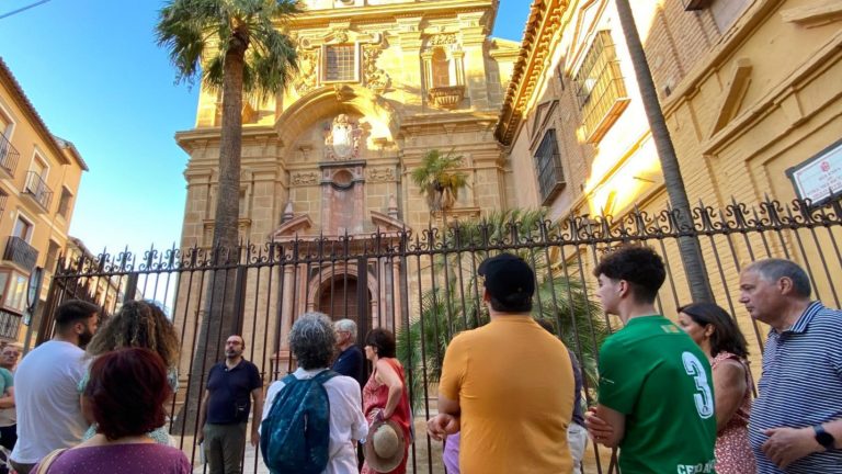 Visita guiada por el casco urbano durante una ruta del programa 'Luz de Luna' (agosto 2023)