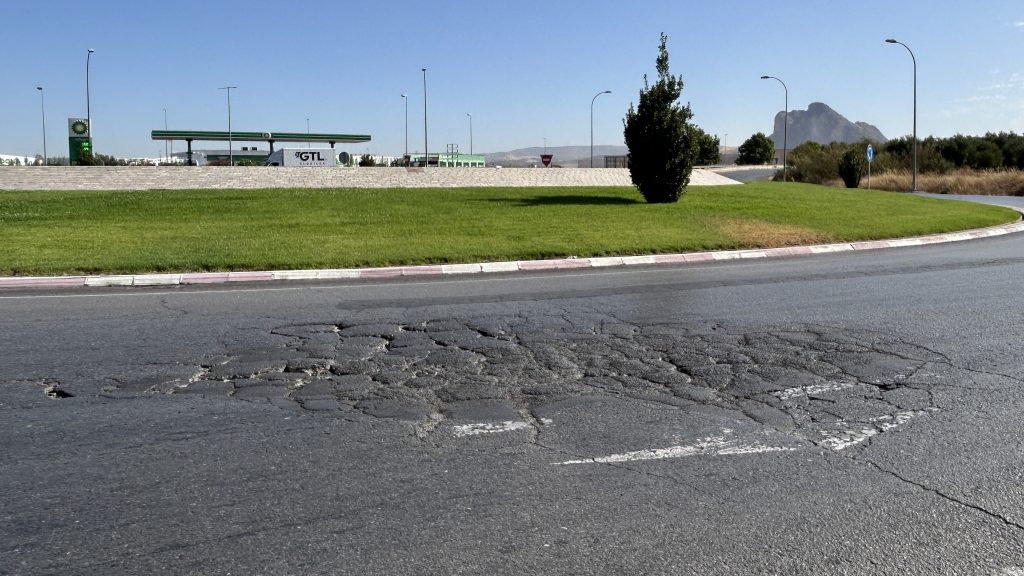 Bache de la carretera A-7282 de Antequera (julio 2025)