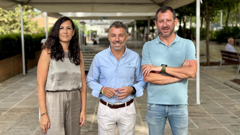Ana Cebrián, Juan Rosas y Alberto Arana en el Paseo Real de Antequera (agosto 2025)