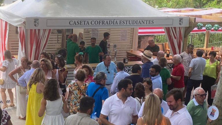 Caseta de la Real Feria de Agosto instalada en el Paseo Real (agosto 2024)