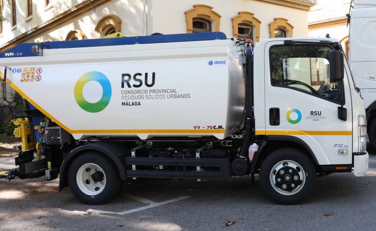 Vehículo del Consorcio de Residuos Sólidos Urbanos