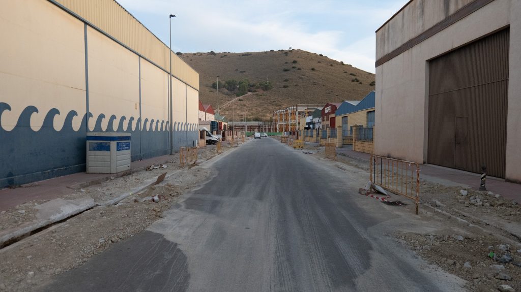 Obras del PFEA en el Polígono Industrial de Archidona (agosto 2025)