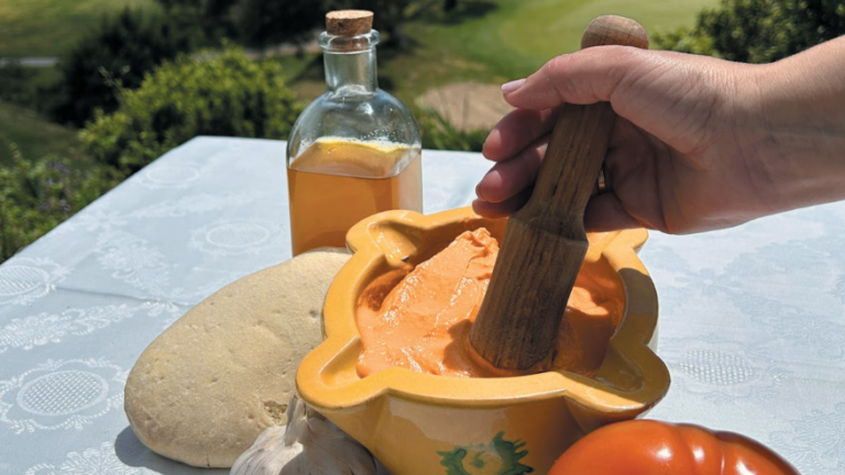 Ingredientes para elaborar una porra antequerana