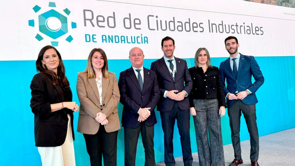20251118 Ana Cebrián, Teresa Molina, Manolo Barón, Antonio García, Paqui Sánchez y José Manuel Fernández en el III Encuentro de la Red de Ciudades Industriales