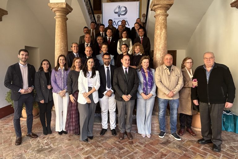 20251125 Foto de familia tras la reunión de la CEM y la ACIA con