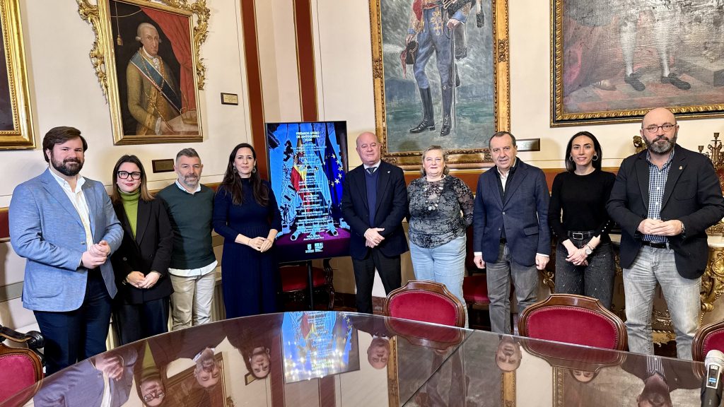 20260206 Miembros de la Corporación Municipal tras el anuncio de los premios Efebo de Antequera 2026