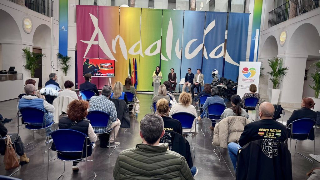 Presentación de la ruta 'On the road' de la Fundación Ciudades Medias del Centro de Andalucía en la sede de Turismo Andaluz en Málaga