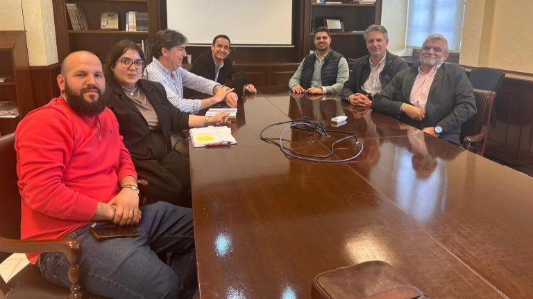 202604013 Responsables municipales en la comarca de Antequera en el encuentro para sobre los cortes del suministro eléctrico en sus localidades