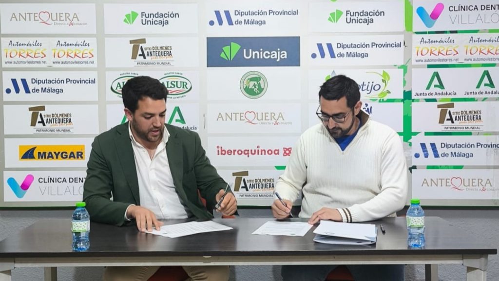 20260407 Firma del convenio entre el Club Balonmano Los Dólmenes y la ACIA