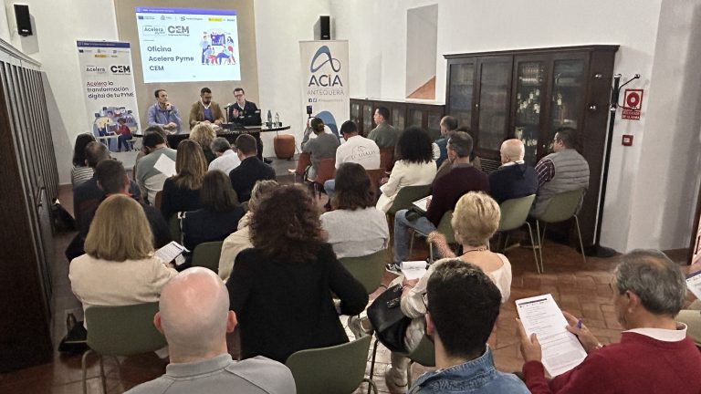 20260416 Taller sobre IA de la Oficina Acelera Pyme impartido en Antequera