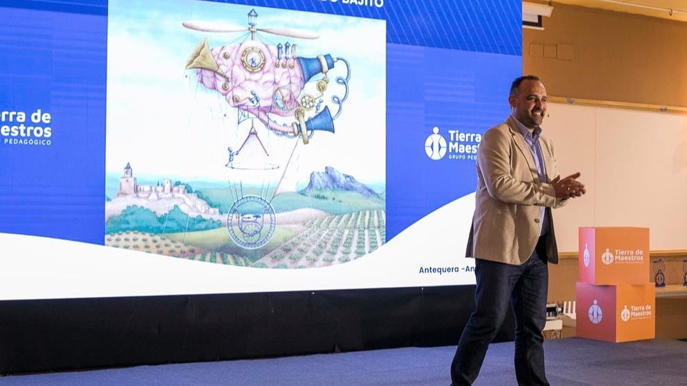 Gabriel Marín, fundador de Tierra de Maestros, en la primera edición de 'Volando Bajito'